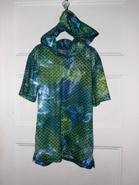 Reel Legends Green and Blue Fish-Scale Performance & Swim Shirt Medium